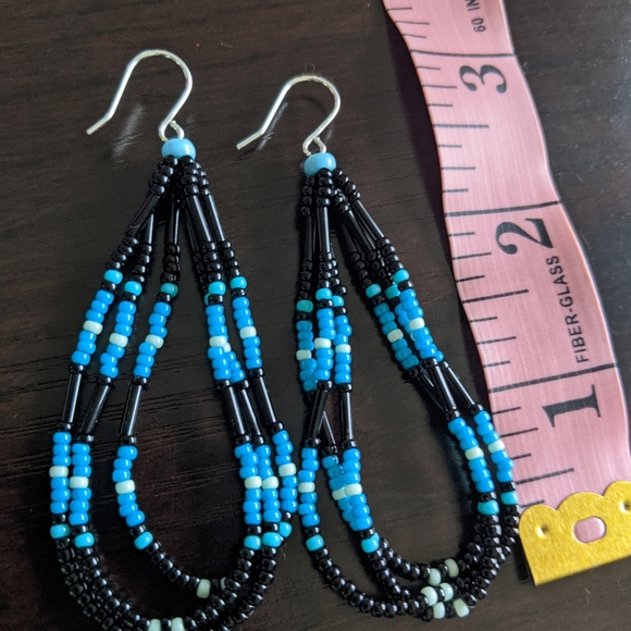 Black and blue earrings - Picture 2 of 2